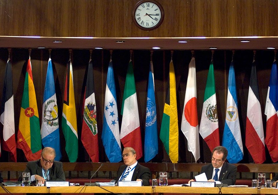 Representantes debatem sobre integração do Brasil na OCDE